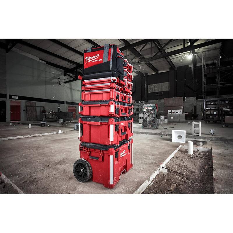 Milwaukee 15 in. PACKOUT Tool Duffle Bag with Red Zipper - 48-22-8321-48-22-8180