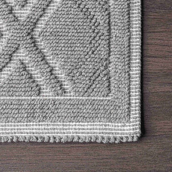 Nuloom Sheridan Textured Diamond Trellis Bath Mat 1ft 9in x 2ft 10in - PSKO01A-190210