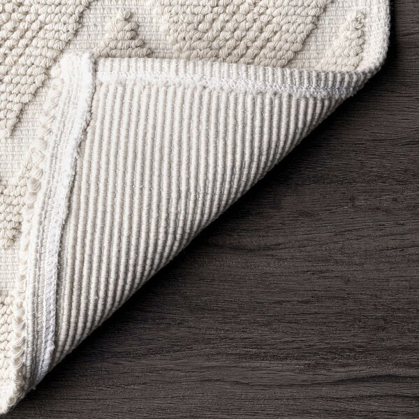 Nuloom Easton Textured Tribal Bath Mat 1ft 9in x 2ft 10in - PSKO07B-190210