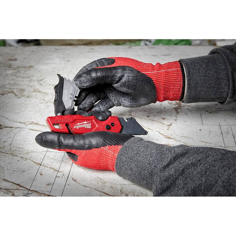 Milwaukee 15 in. PACKOUT Tool Backpack with FASTBACK Folding Utility Knife and 50-Pack General Purpose Utility Blade Set - 48-22-8301-48-22-1504