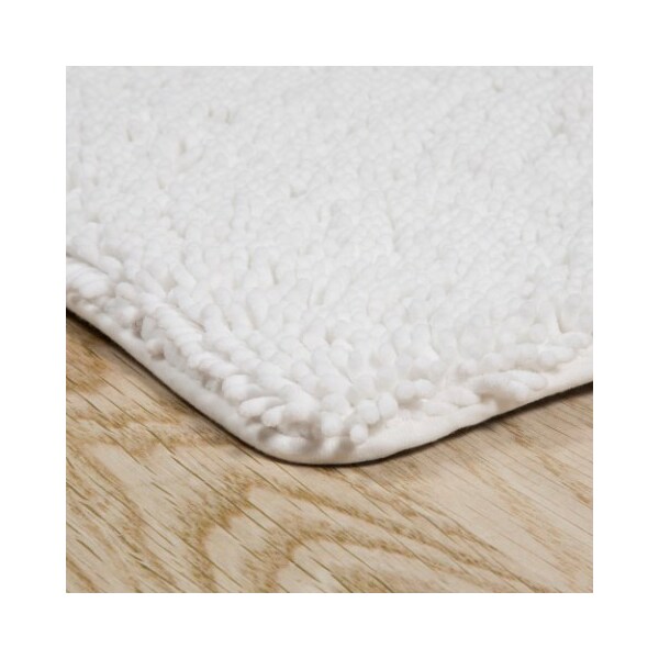 Hastings Home Hastings Home Memory Foam Shag Bath Mat 2-feet by 5-feet - White - 567777FPB