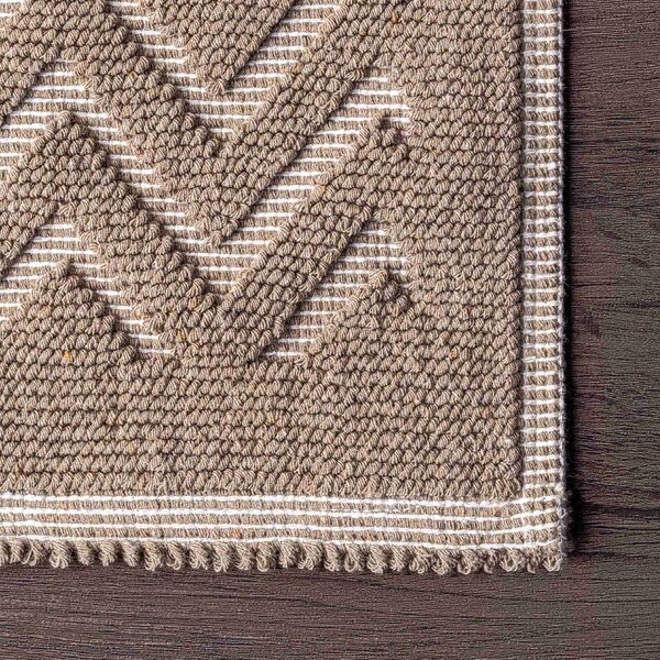 Nuloom Lyle Textured Chevron Bath Mat 1ft 9in x 2ft 10in - PSKO06C-190210