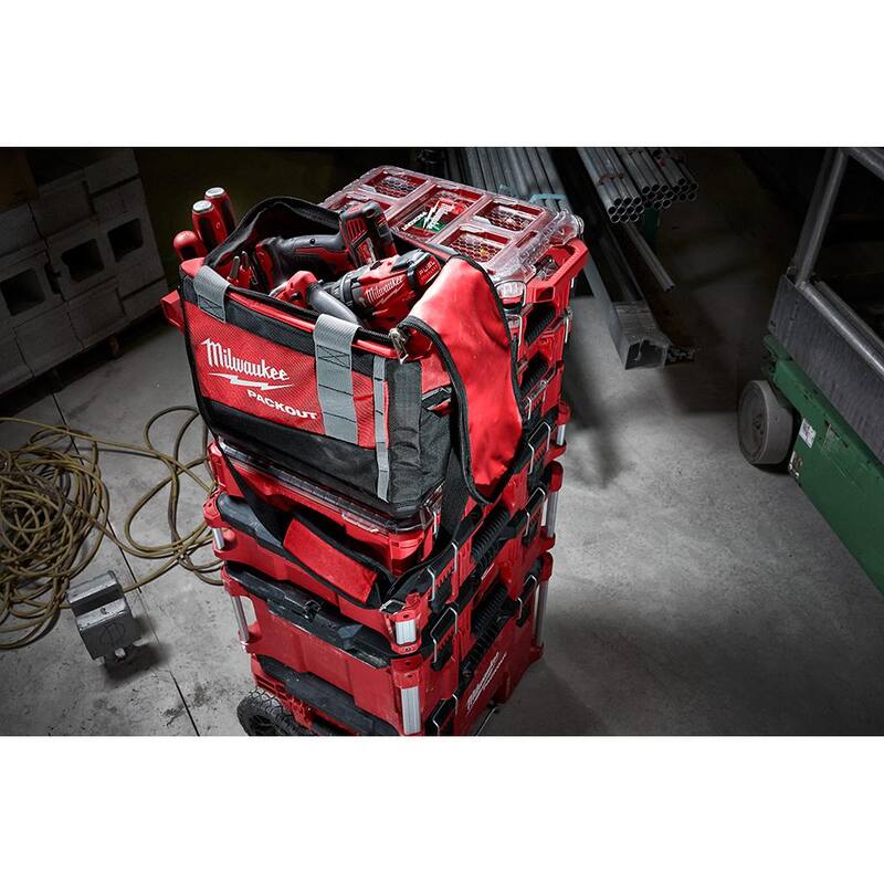 Milwaukee 15 in. PACKOUT Tool Bag/Tote with 6-Piece Screwdriver Set - 48-22-8321-48-22-2706