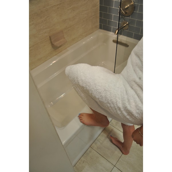 Handi Treads Non-Slip Bath Mat, 16" x 40", Clear, Adhesive, Mold and Mildew Resistant - HTBM1640CP1