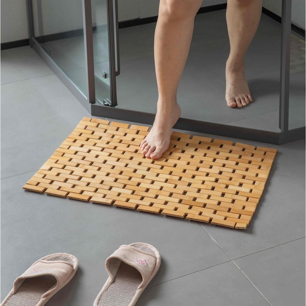 Basicwise Foldable Small Bamboo Bathroom Mat - Non-Slip Design for Showers, Bathtubs, Spas, and Pools - - QI004613.S