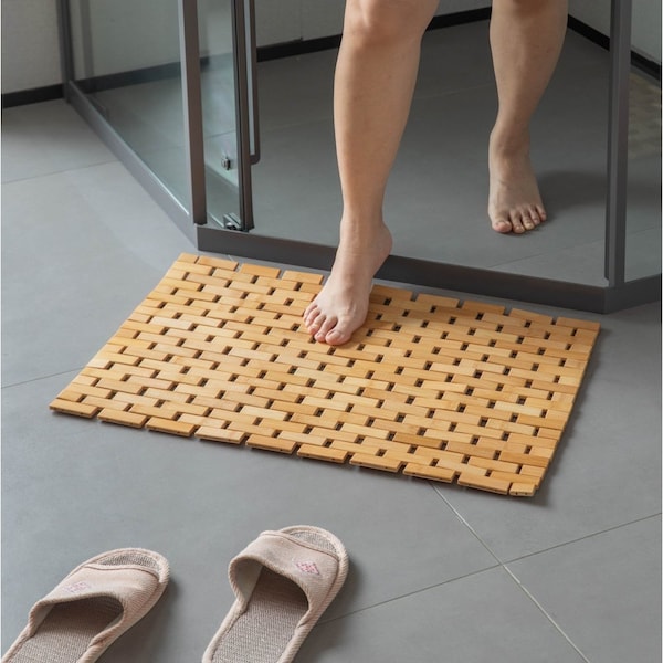 Basicwise Foldable Small Bamboo Bathroom Mat - Non-Slip Design for Showers, Bathtubs, Spas, and Pools - - QI004613.S