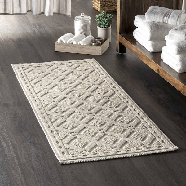 Nuloom Colton Textured Geometric Trellis Bath Mat 2ft 2in x 3ft 9in - PSKO03B-22039