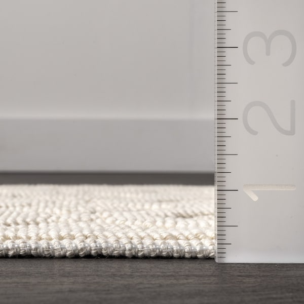 Nuloom Colton Textured Geometric Trellis Bath Mat 1ft 9in x 2ft 10in - PSKO03B-190210