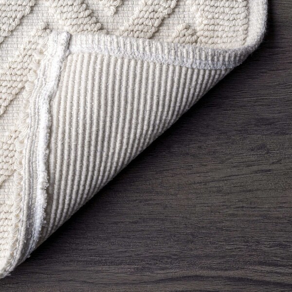 Nuloom Lyle Textured Chevron Bath Mat 2ft 2in x 3ft 9in - PSKO06B-22039