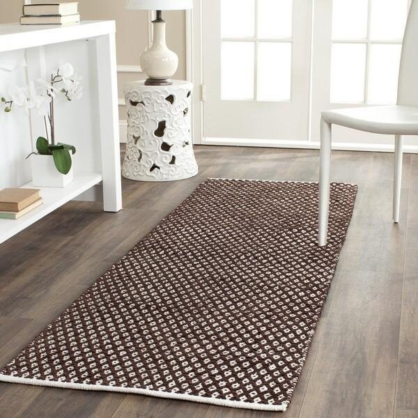Safavieh 2 ft.-6 in. x 4 ft. Runner Boston Hand Woven Bath Mats- Brown - BOS685A-24