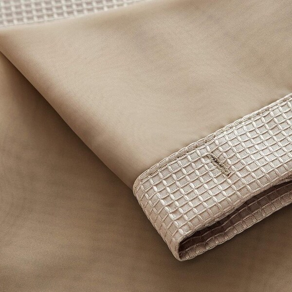 Homeroots 72 x 70 x 1 in. Mocha Sheer & Grid Shower Curtain & Liner Set - 399751