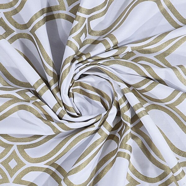 Homeroots 72 x 70 x 1 in. Gold & White Printed Lattice Shower Curtain - 399731