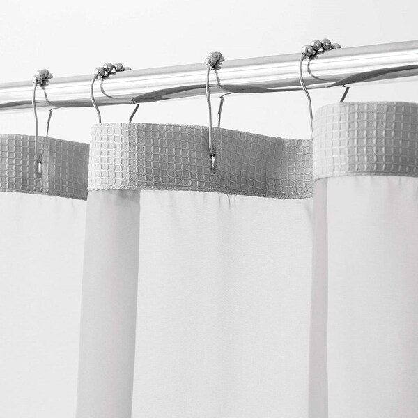Homeroots 72 x 70 x 1 in. Silver Modern Grid Shower Curtain & Liner Set - 399755