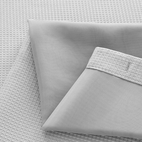 Homeroots 72 x 70 x 1 in. Silver Modern Grid Shower Curtain & Liner Set - 399755