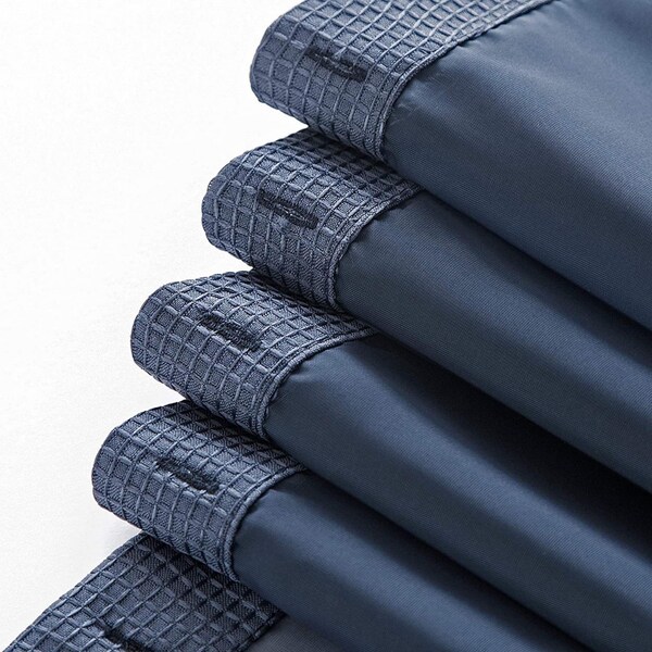 Homeroots 72 x 70 x 1 in. Navy Modern Grid Shower Curtain & Liner Set - 399756