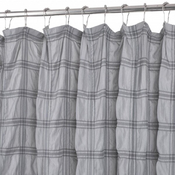 Homeroots 72 x 70 x 1 in. Gray Modern Striped Crinkle Shower Curtain - 399717