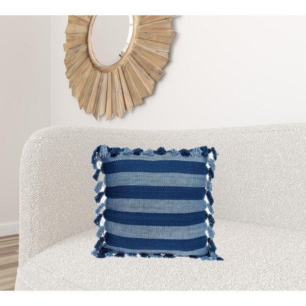 Homeroots 20 x 20 x 5 in. Rustic Bohemian Blue Throw Pillow - 383111