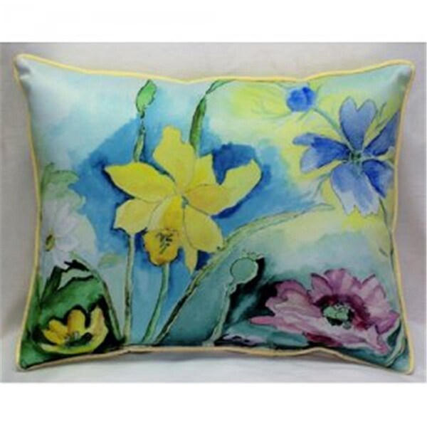 Betsy Drake Betsys Florals Throw Pillow- 20 x 24 in. - ZP194