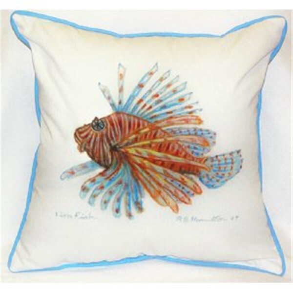 Betsy Drake Lion Fish Guest Towel Throw Pillow- 22 x 22 in. - ZP093