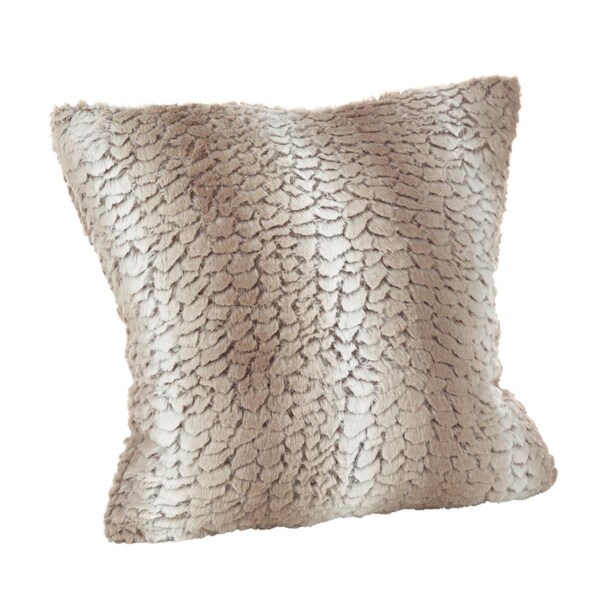 Rlm Distribution 18 in. Faux Fur Poly Filled Throw Pillow, Gray - HO3765390