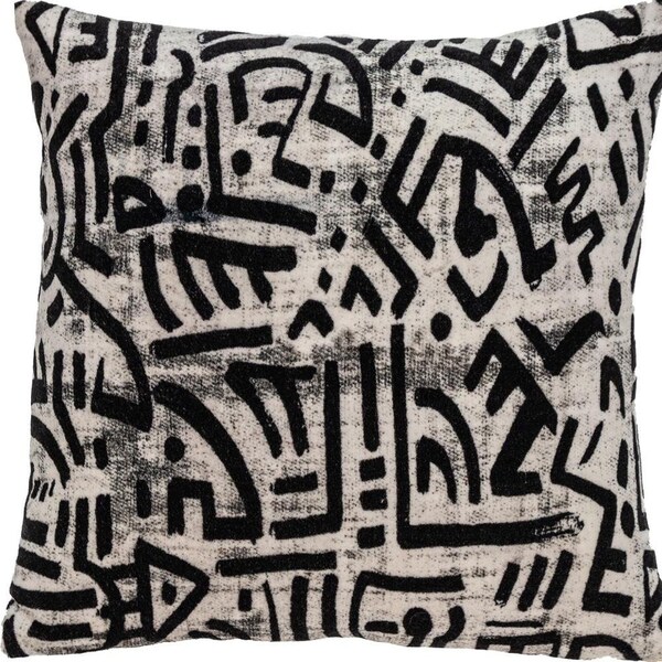 Homeroots 16 x 16 x 5 in. Black & White Abstract Velvet Throw Pillow - 383092