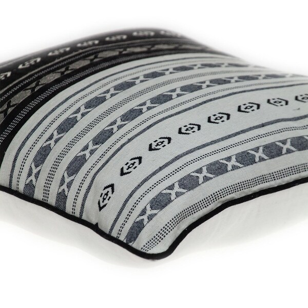 Homeroots 20 x 20 x 5 in. Black & White Abstract Accent Pillow - 383121