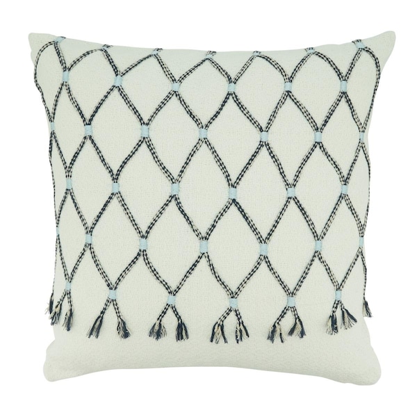 Rlm Distribution 18 in. Cord Applique Design Throw Pillow with Down Filling - HO3741423
