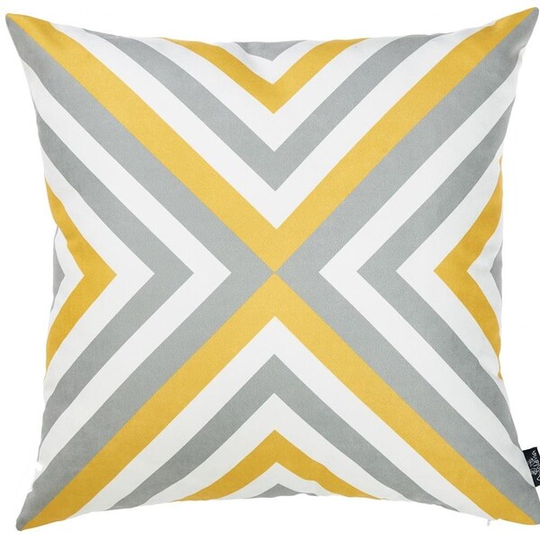 Homeroots Multi Color Geometric Flashback Printed Decorative Throw Pillow Cover 18 x 18 in. - 355277