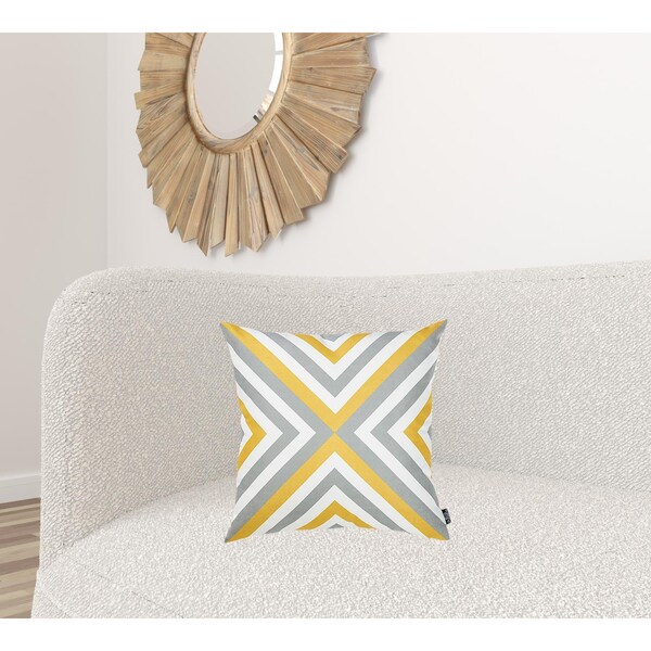 Homeroots Multi Color Geometric Flashback Printed Decorative Throw Pillow Cover 18 x 18 in. - 355277