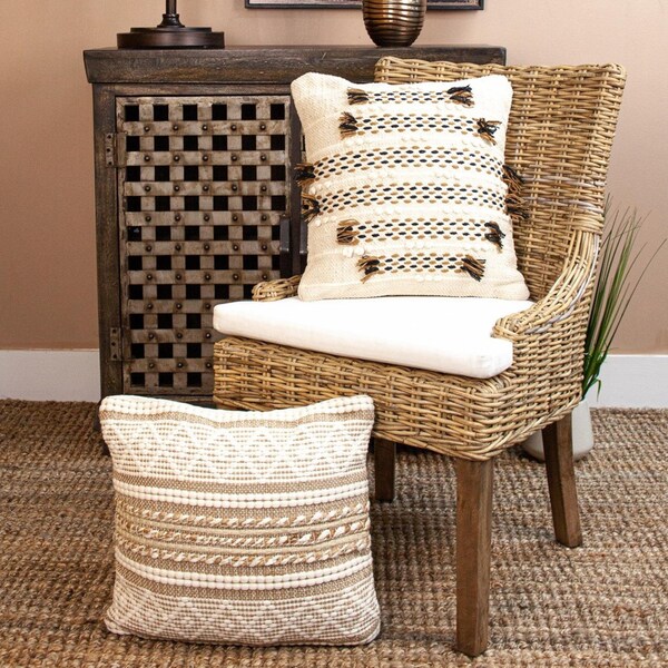 Homeroots 17.72 x 17.72 x 4 in. Linen & Brown Jute Throw Pillow - 383176