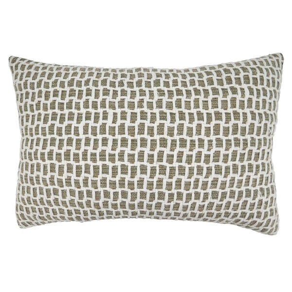 Rlm Distribution SARO 16 x 24 in. Oblong Poly-Filled Throw Pillow with Net Design - HO3198336