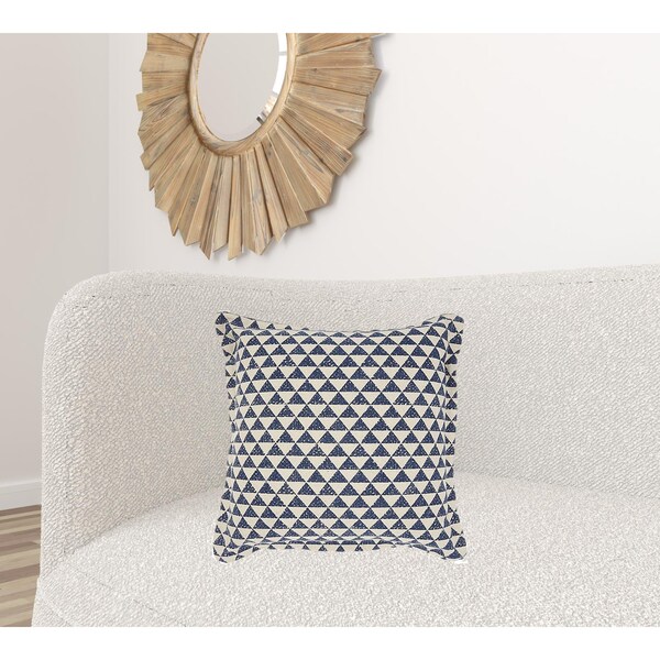 Homeroots 20 x 20 in. Indigo & Ivory Triangle Design Throw Pillow - 386096