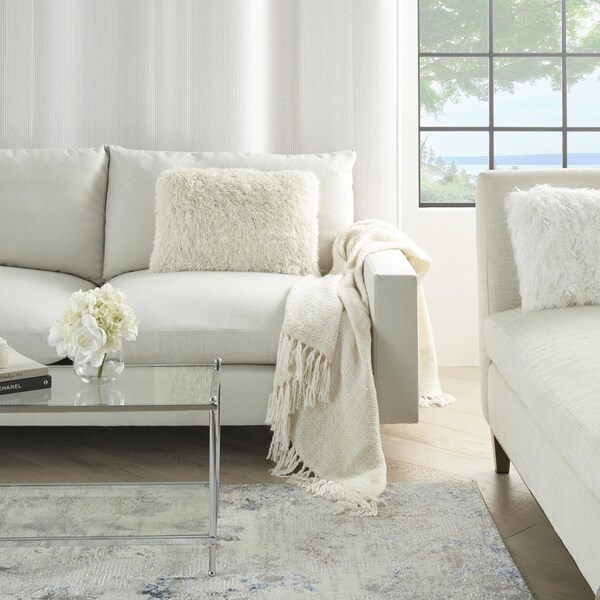 Homeroots 14 x 20 in. Cream Super Shaggy Throw Pillow - 386408