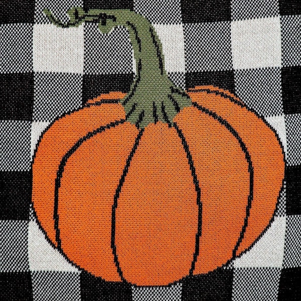 Homeroots 20 x 20 x 4 in. Black, White & Orange Buffalo Check Pumpkin Throw Pillow - 383149
