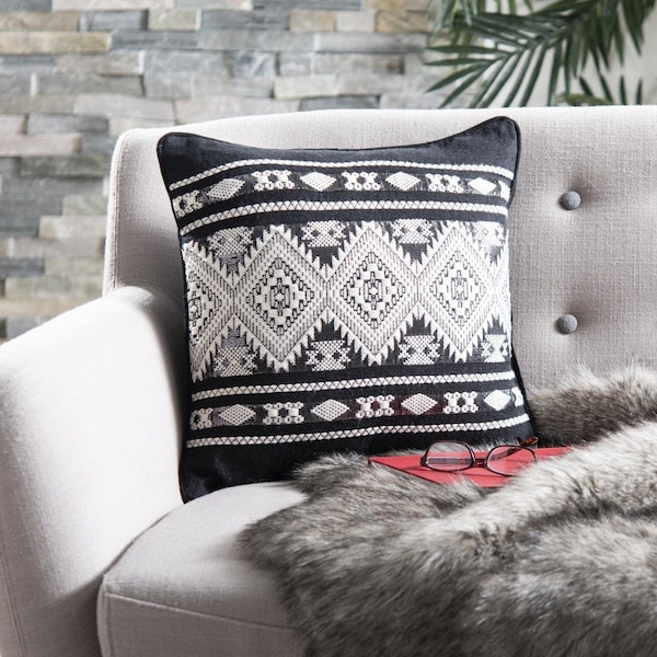 Safavieh Midnight Pillow - Black - PLS155A-2020
