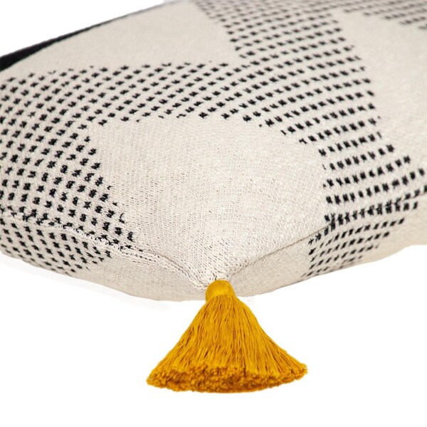 Homeroots 20 x 20 x 4 in. Beige & Black Knit Throw Pillow - 383146