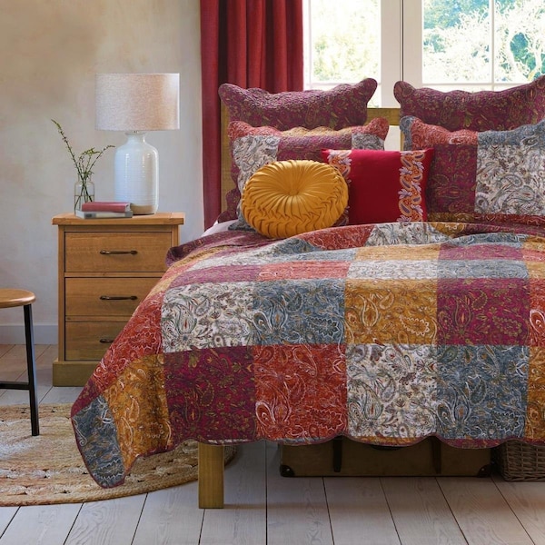 Benjara Cotton King Size Quilt Set with Paisley Print, Multi Color - 7 x 14 x 18 in. - 3 Piece - BM218833