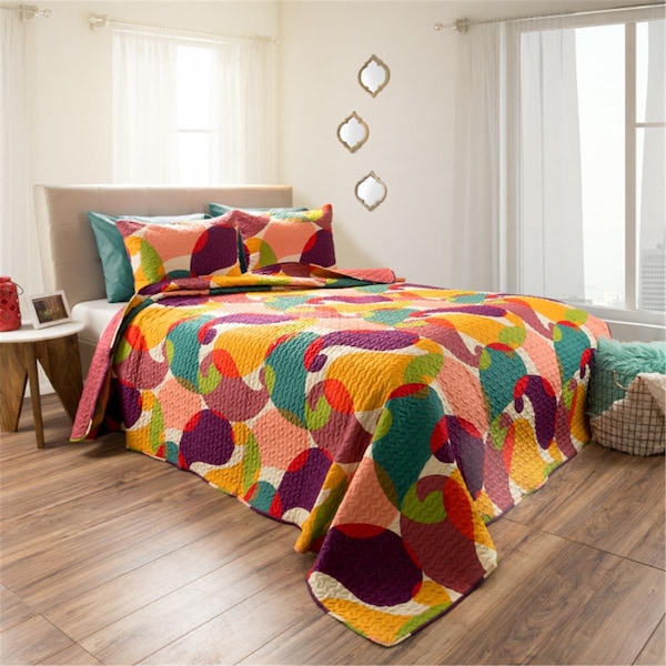 Daphnes Dinnette Reversible Microfiber Evelyn Embossed Quilt Bedding Set with Shams Pink Rose, Full & Queen, 3 Piece - DA3236323