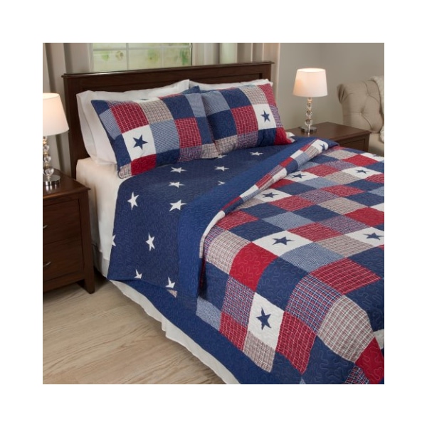 Hastings Home 3-Piece Quilt Set- Americana Patchwork of Stars, Red, White and Blue Plaid- 2 Shams (King) - 952630RYG