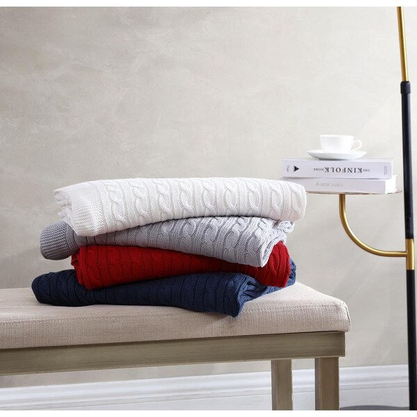 Escenografia 50 x 70 in. Oak 100 Percent Cotton Cable Knitted Throw, Red - ES3495041