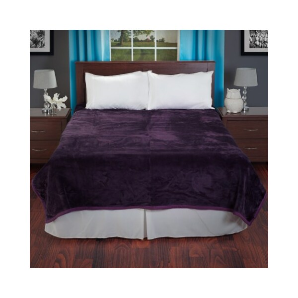 Hastings Home Hastings Home Solid Soft Heavy Thick Plush Mink Blanket 8 pound - Purple - 542100CYQ