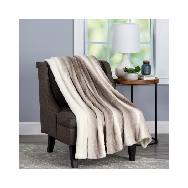 Hastings Home Faux Fur Throw Blanket, Luxurious, Soft, Hypoallergenic with Sherpa Back, 60"x70" (Cream Beige) - 629020FQY