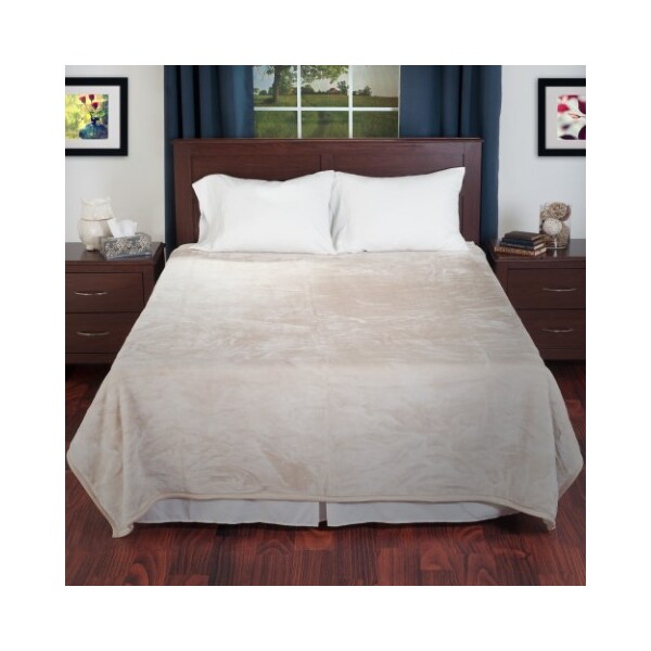 Hastings Home Hastings Home Solid Soft Heavy Thick Plush Mink Blanket 8 pound - Beige - 117959GYK