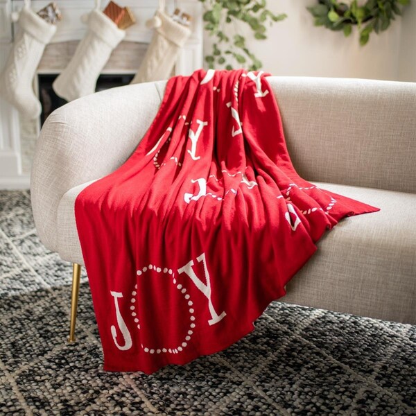 Safavieh Joy To The World Throw, Red & White - HOL2009A-5060