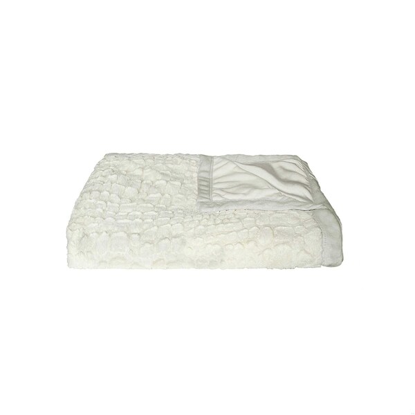 Homeroots 50 x 70 in. Faux Hide Throw Ivory Mink - 293155