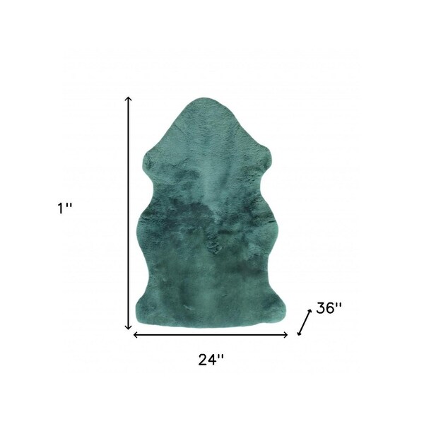 Homeroots 2 x 3 ft. Green Natural Off White Medical Grade Sheepskin Throw Blanket - 388644