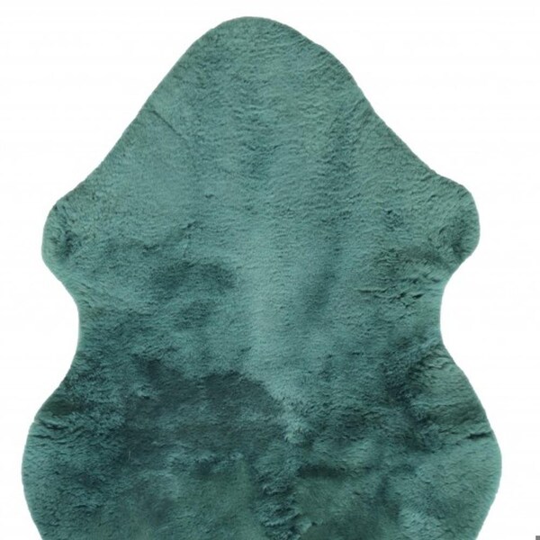 Homeroots 2 x 3 ft. Green Natural Off White Medical Grade Sheepskin Throw Blanket - 388644