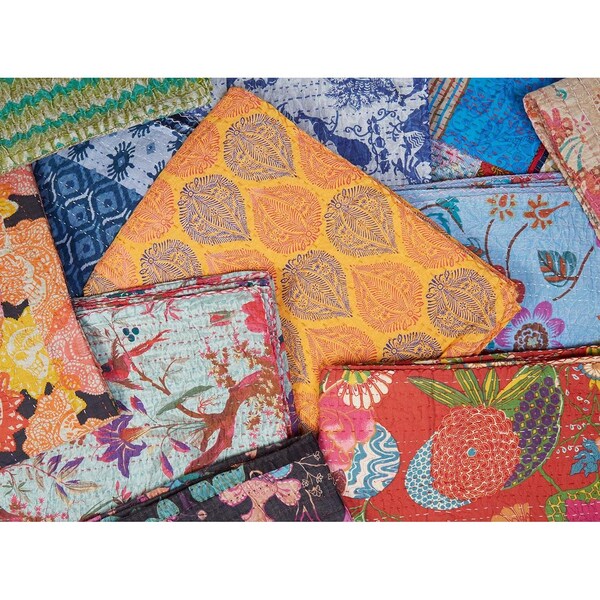 Homeroots 50 x 70 in. Kantha Cotton Throw - 337 - 293208