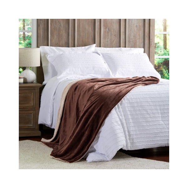 Hastings Home Poly Fleece Sherpa Oversized Plush Woven Polyester Solid Color Throw, Breathable, Mahogany and Dove - 919596MCM
