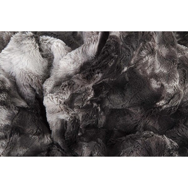 Homeroots 50 x 60 in. Naples Charcoal & Grey Fur Throw - 354560